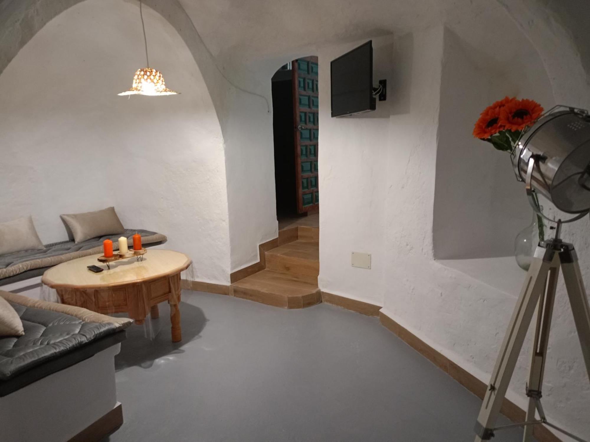 Encantadora Casa-Cueva En Pleno Barrio Alfarero De Nijar Exterior photo
